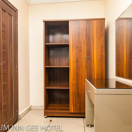 Platinum Inn Gee Hotel Suru Lere Dış mekan fotoğraf