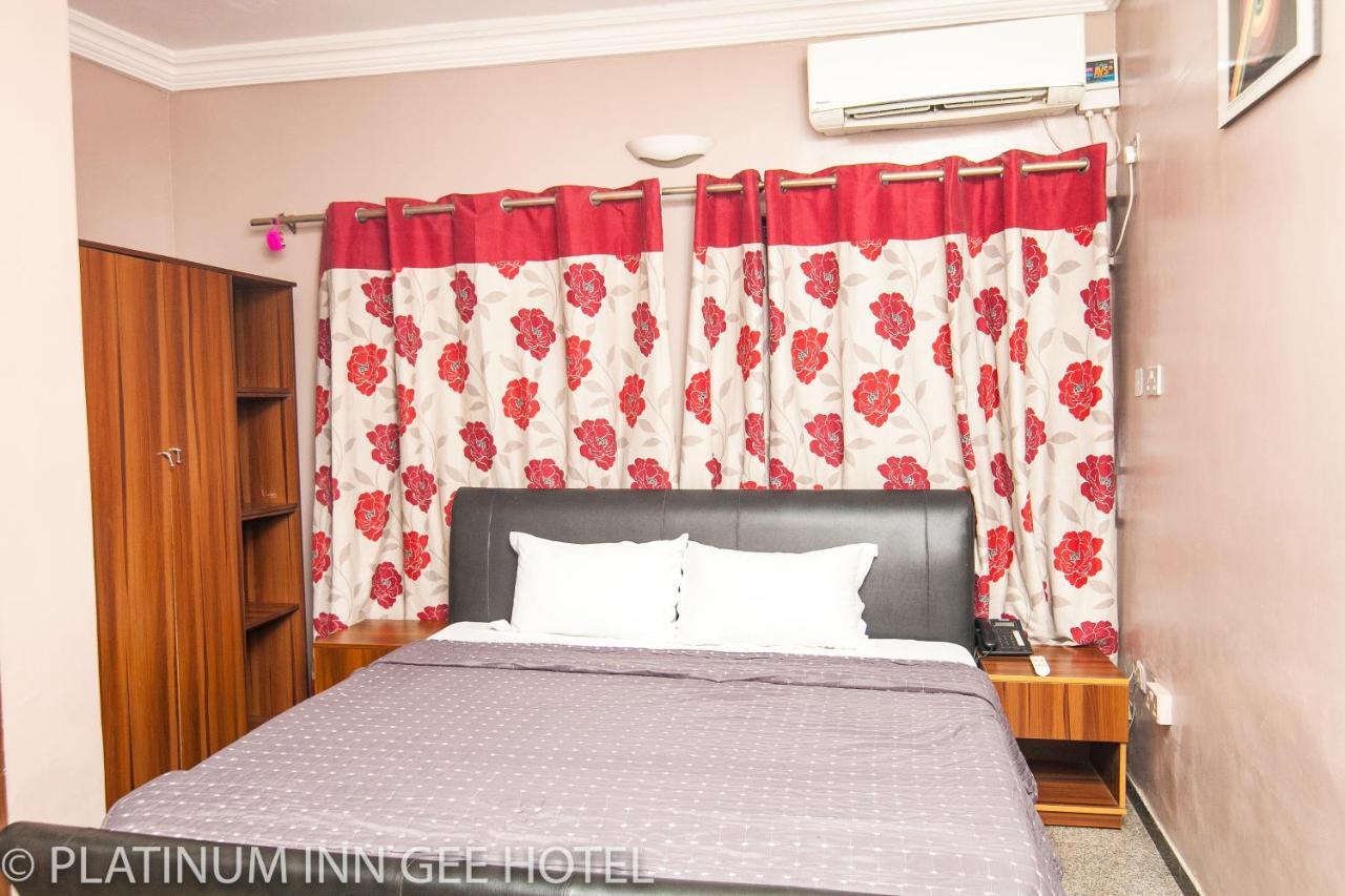 Platinum Inn Gee Hotel Suru Lere Dış mekan fotoğraf