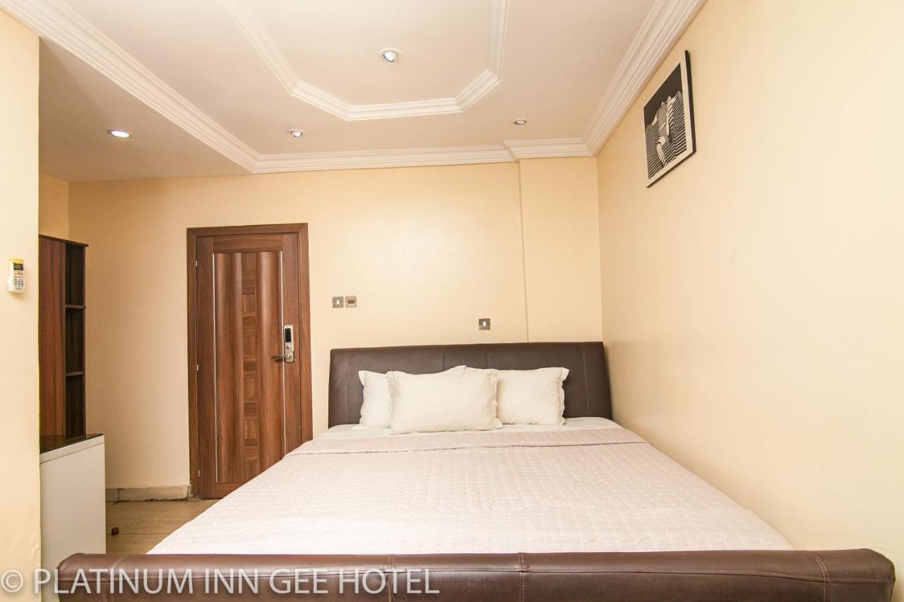 Platinum Inn Gee Hotel Suru Lere Dış mekan fotoğraf