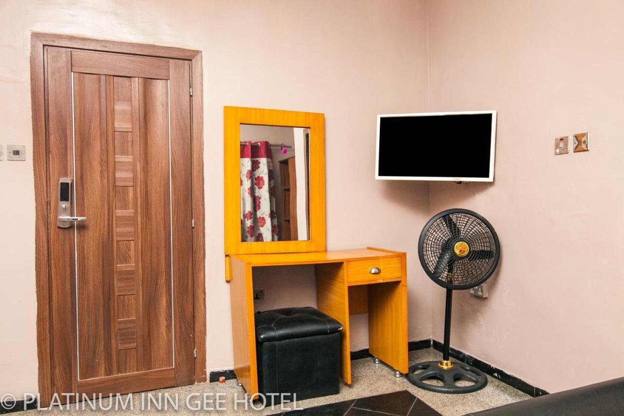 Platinum Inn Gee Hotel Suru Lere Dış mekan fotoğraf
