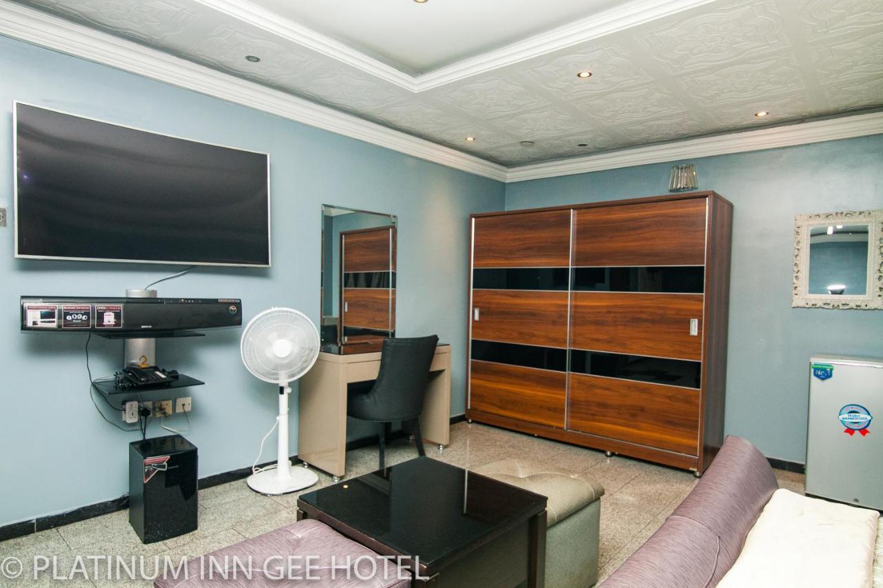 Platinum Inn Gee Hotel Suru Lere Dış mekan fotoğraf