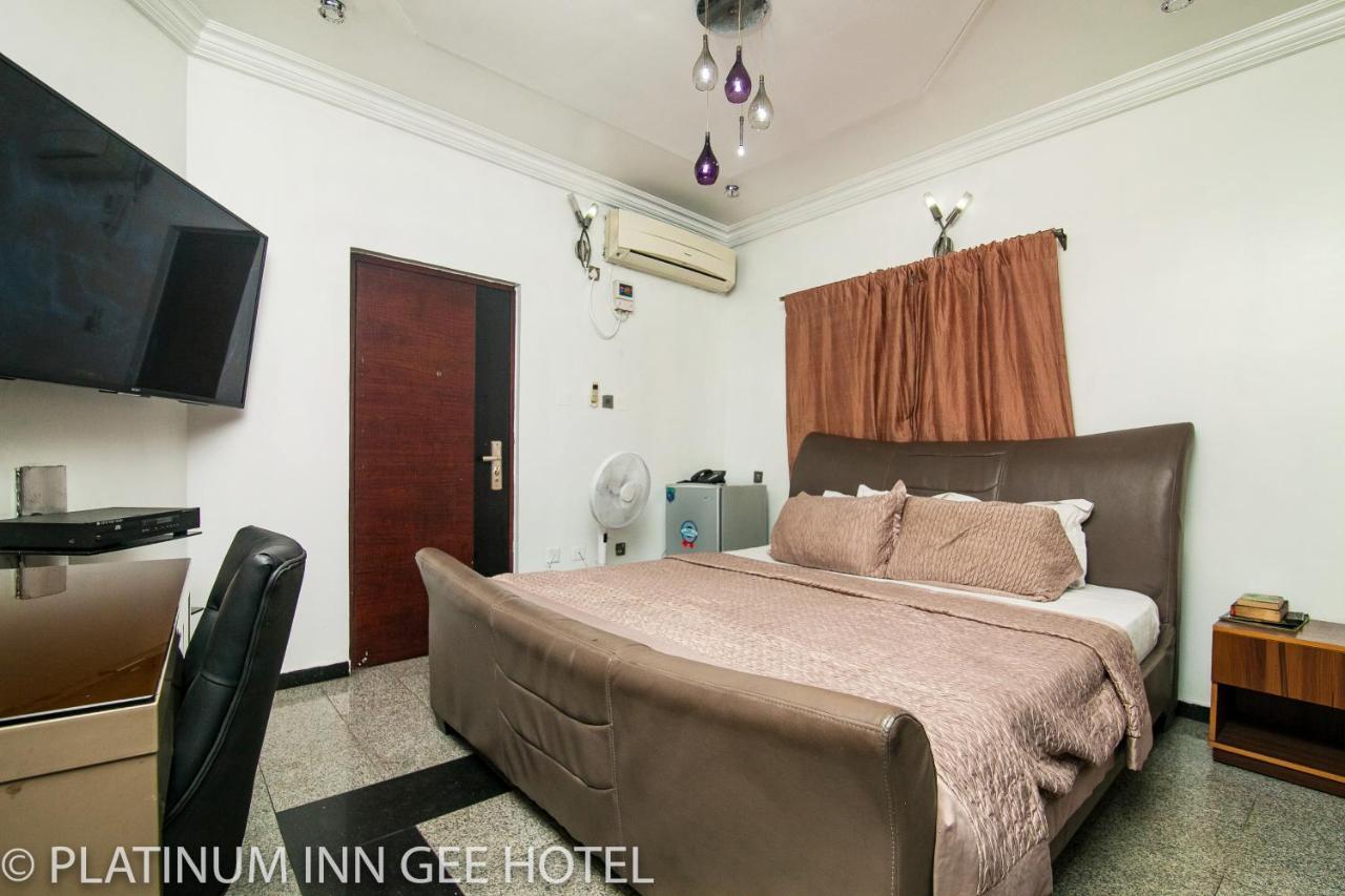 Platinum Inn Gee Hotel Suru Lere Dış mekan fotoğraf