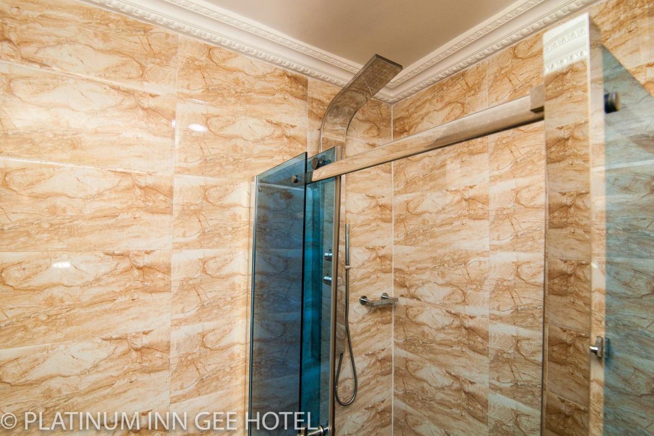 Platinum Inn Gee Hotel Suru Lere Dış mekan fotoğraf