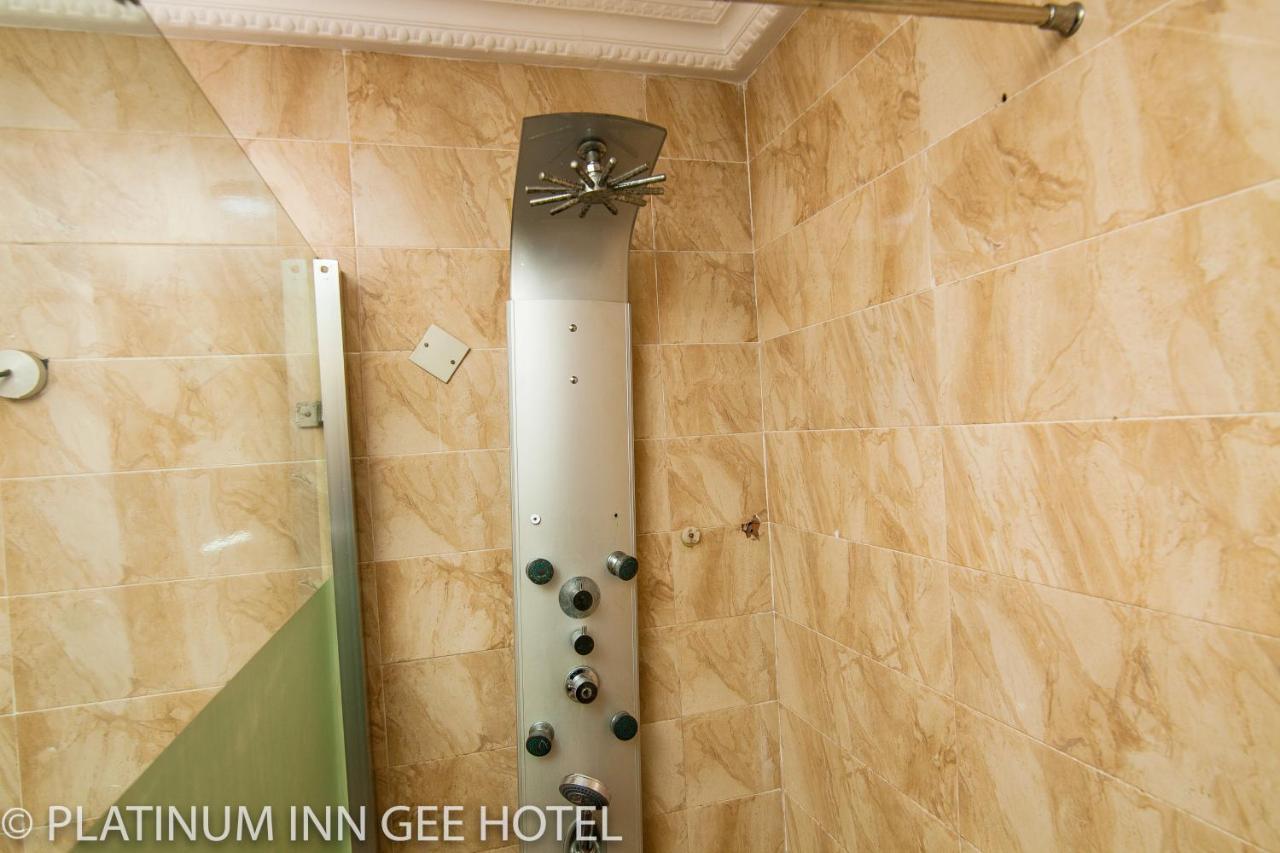 Platinum Inn Gee Hotel Suru Lere Dış mekan fotoğraf