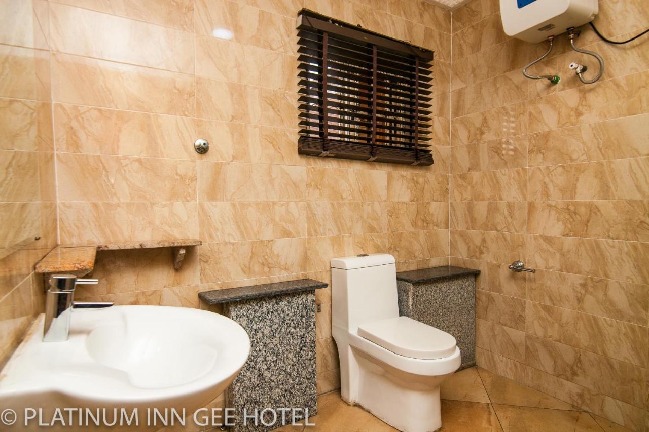 Platinum Inn Gee Hotel Suru Lere Dış mekan fotoğraf